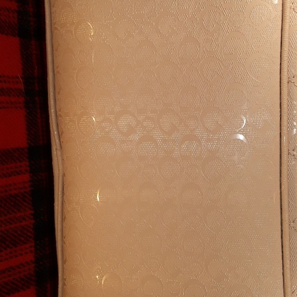 Vintage Guess Off Pink Guess Bag - Picture 8 of 8